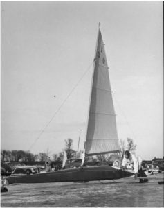 Vintage Skeeter Ice Yachts Iou
